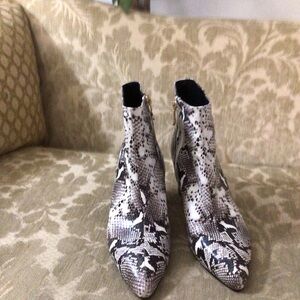 Wetkiss Snakeskin Ankle Boots 8.5